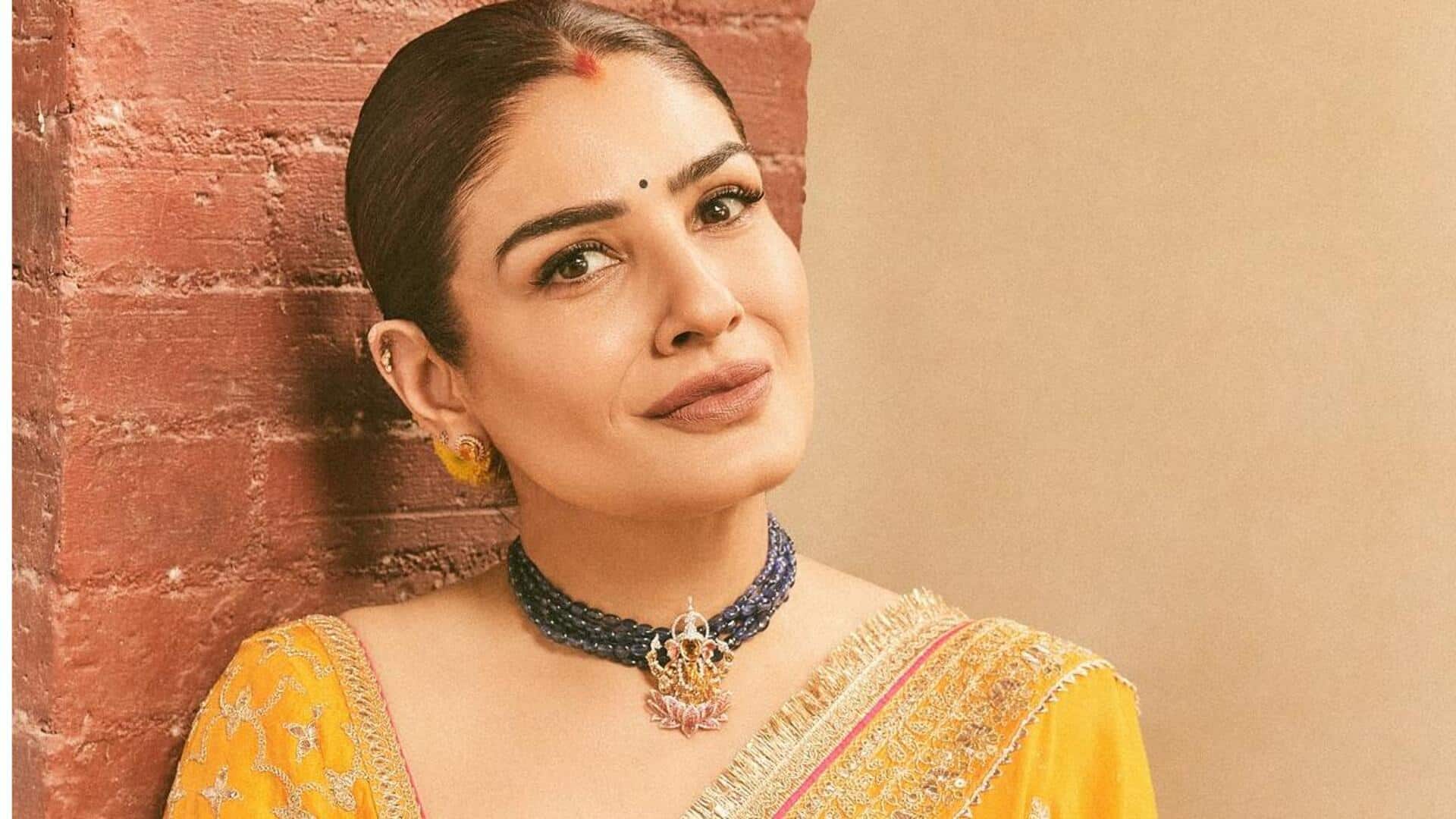 रवीना टंडन फिल्म 'मां वंदे' में प्रधानमंत्री नरेंद्र मोदी की मां हीराबेन का निभाएंगी किरदार