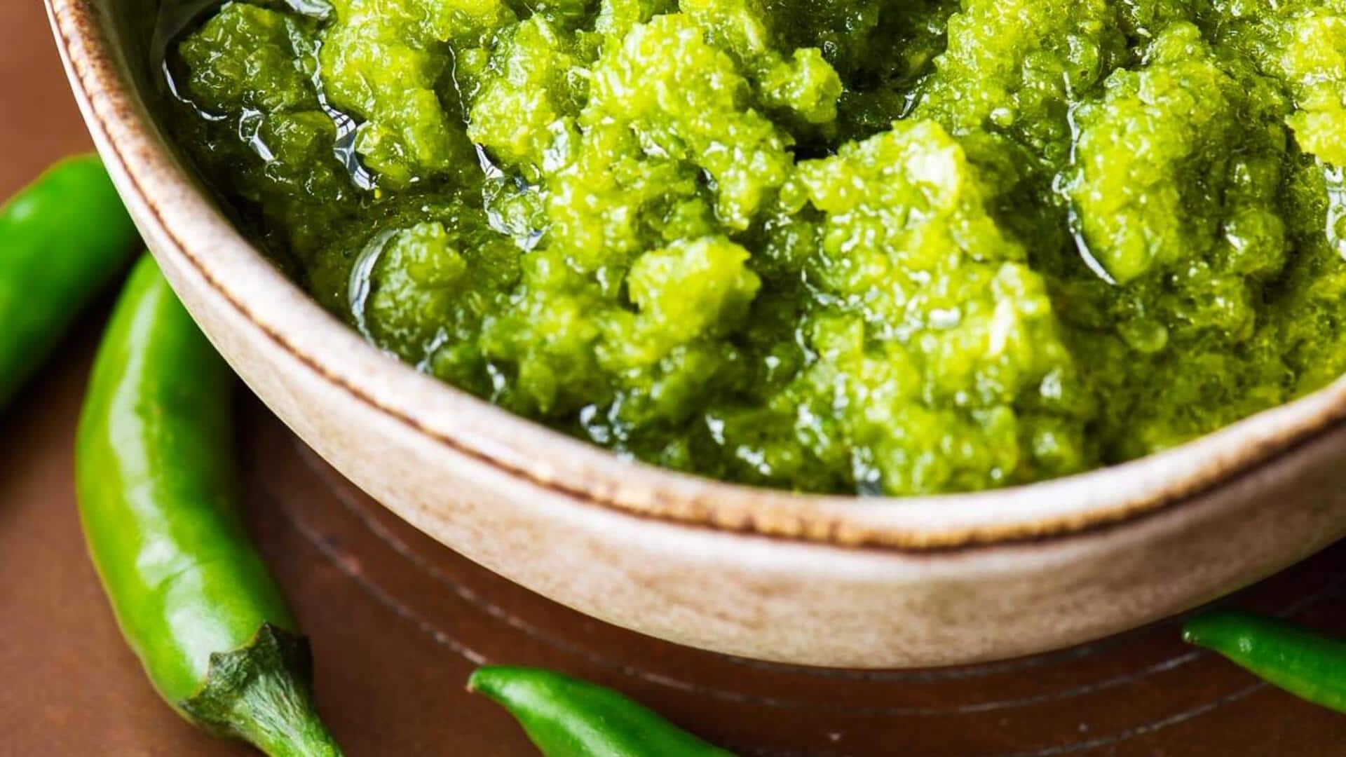 ग्रीन चिली सॉस घर पर ही मिनटों में हो जाएगा तैयार, जानें इसकी आसान रेसिपी