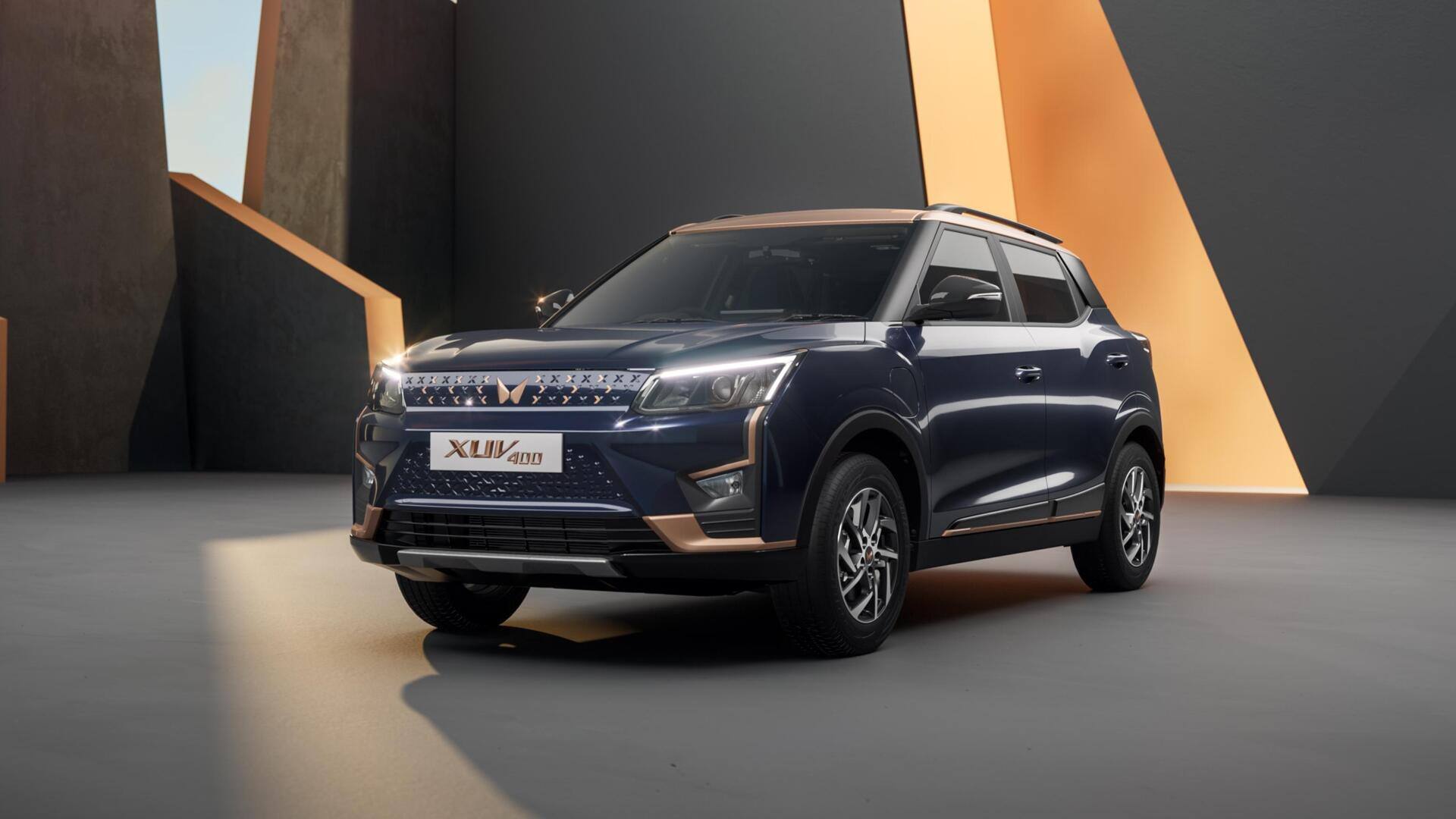 महिंद्रा XUV400 का प्रो वेरिएंट लॉन्च, जानिए कीमत और फीचर्स 