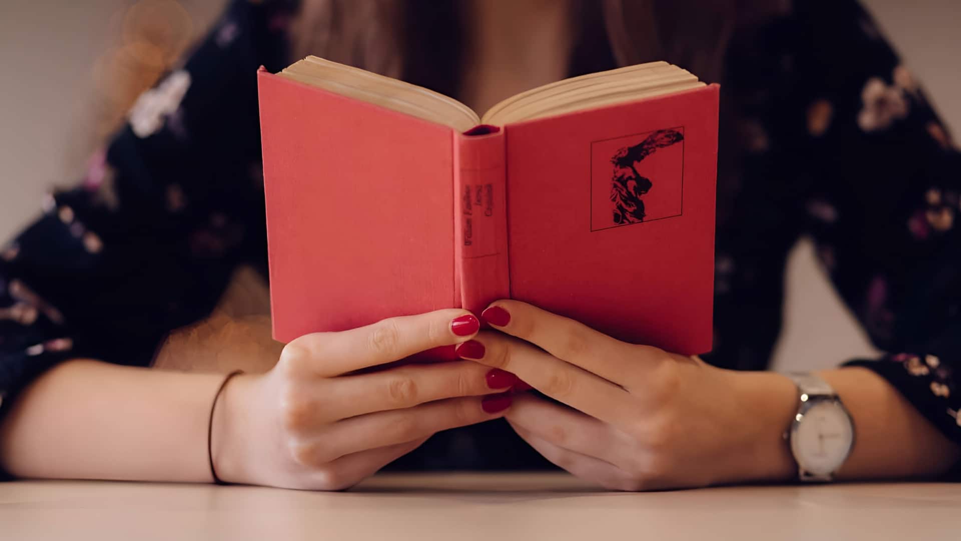 आपको पढ़ना है पसंद तो ये 5 AI टूल्स आएंगे बहुत काम