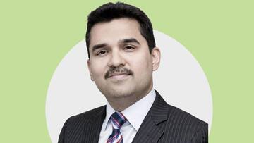 केरल में जन्मे शमशीर वायलिल UAE में चला रहे बड़ा व्यवसाय, जानिए इनकी संपत्ति