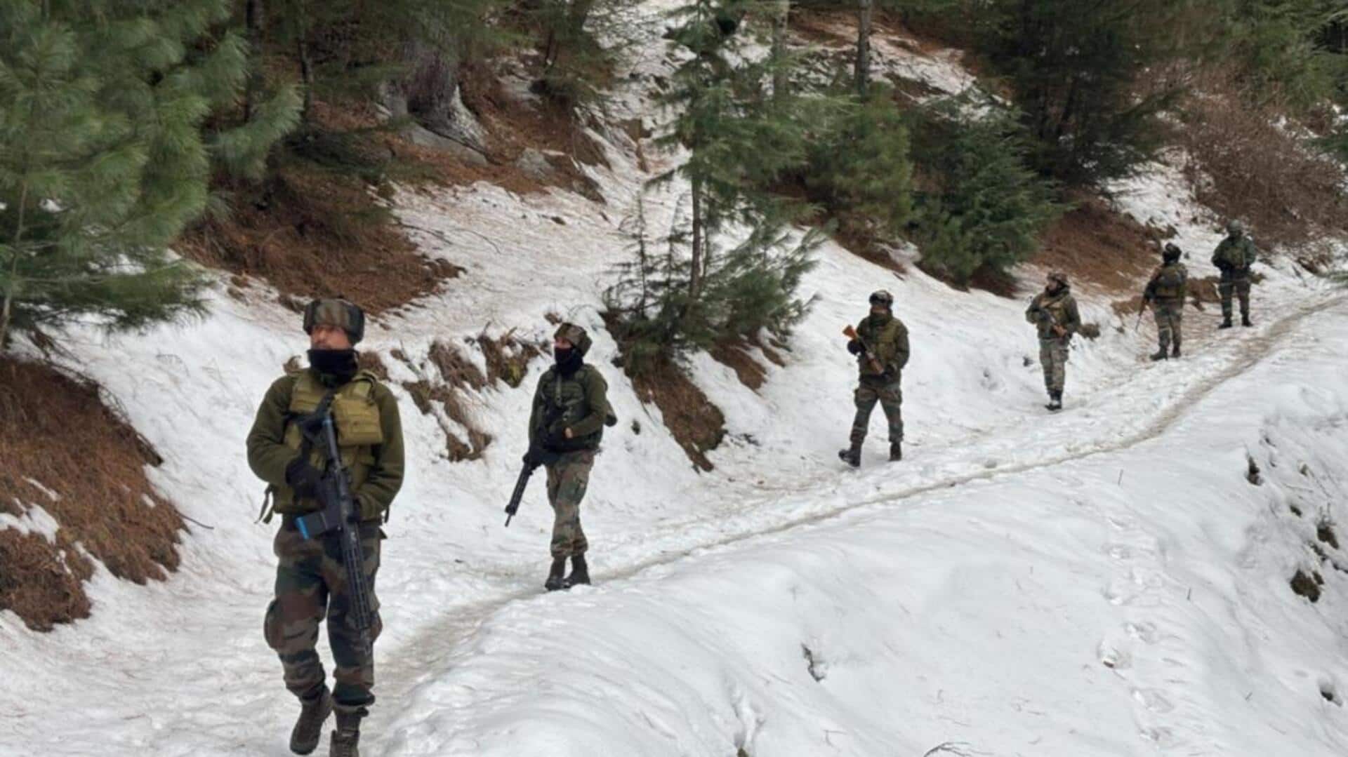 पाकिस्तान सेना ने 11वीं बार LoC पर संघर्ष विराम का उल्लंघन किया, 8 सेक्टर पर गोलीबारी पाकिस्तान सेना ने 11वीं बार LoC पर संघर्ष विराम का उल्लंघन किया, 8 सेक्टर पर गोलीबारी