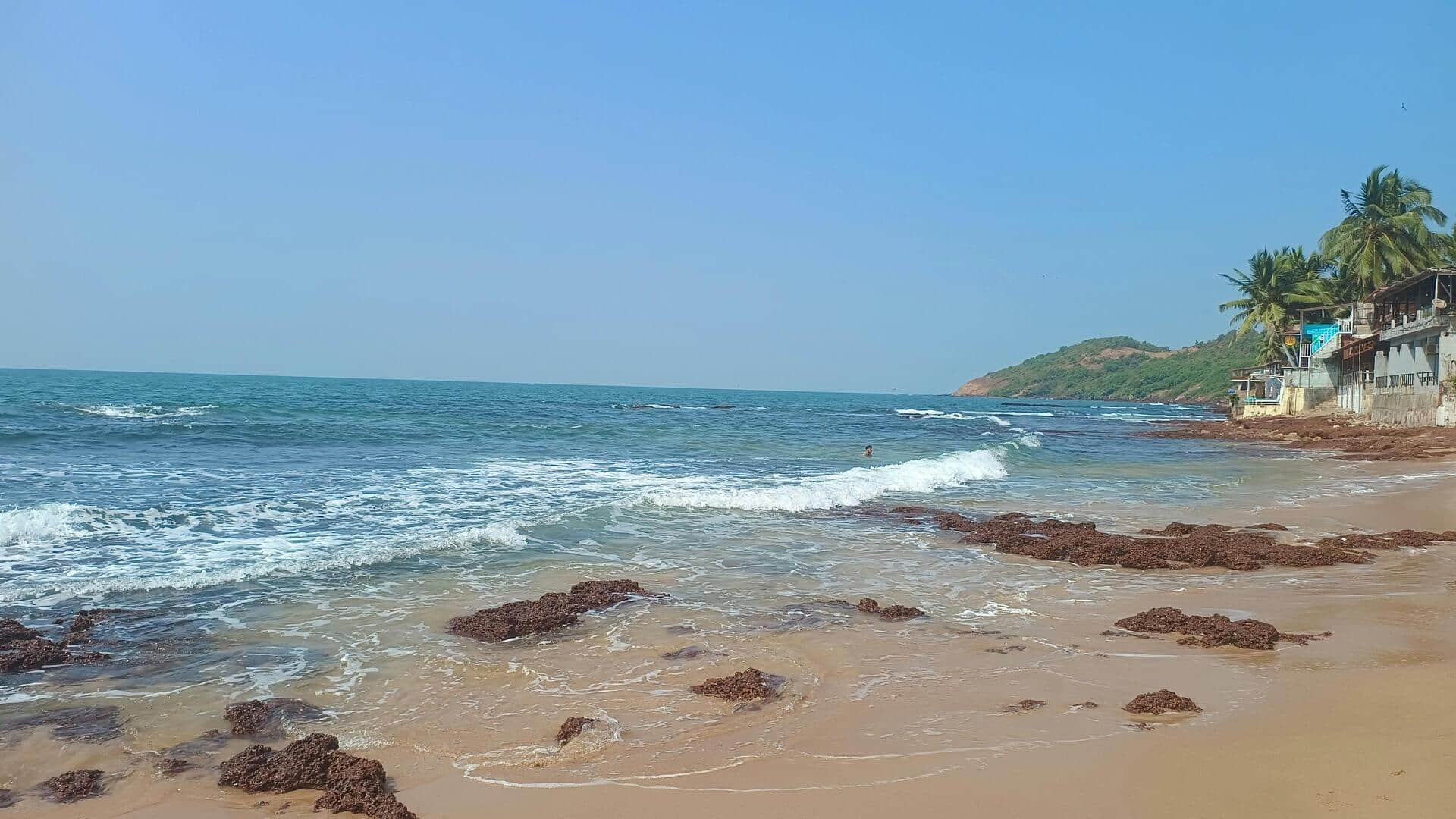 समुद्र तट पर घूमने जा रहे हैं? इन 5 तरीकों से यात्रा को बनाएं इको-फ्रेंडली