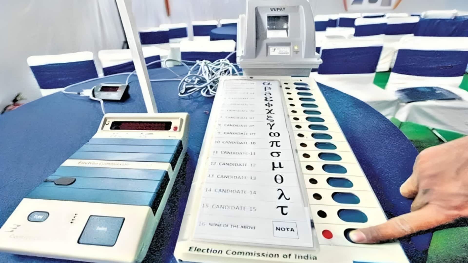 बंगाल और तमिलनाडु चुनाव से पहले आयोग का आदेश, EVM पर स्याही-इत्र या गोंद लगाना अपराध