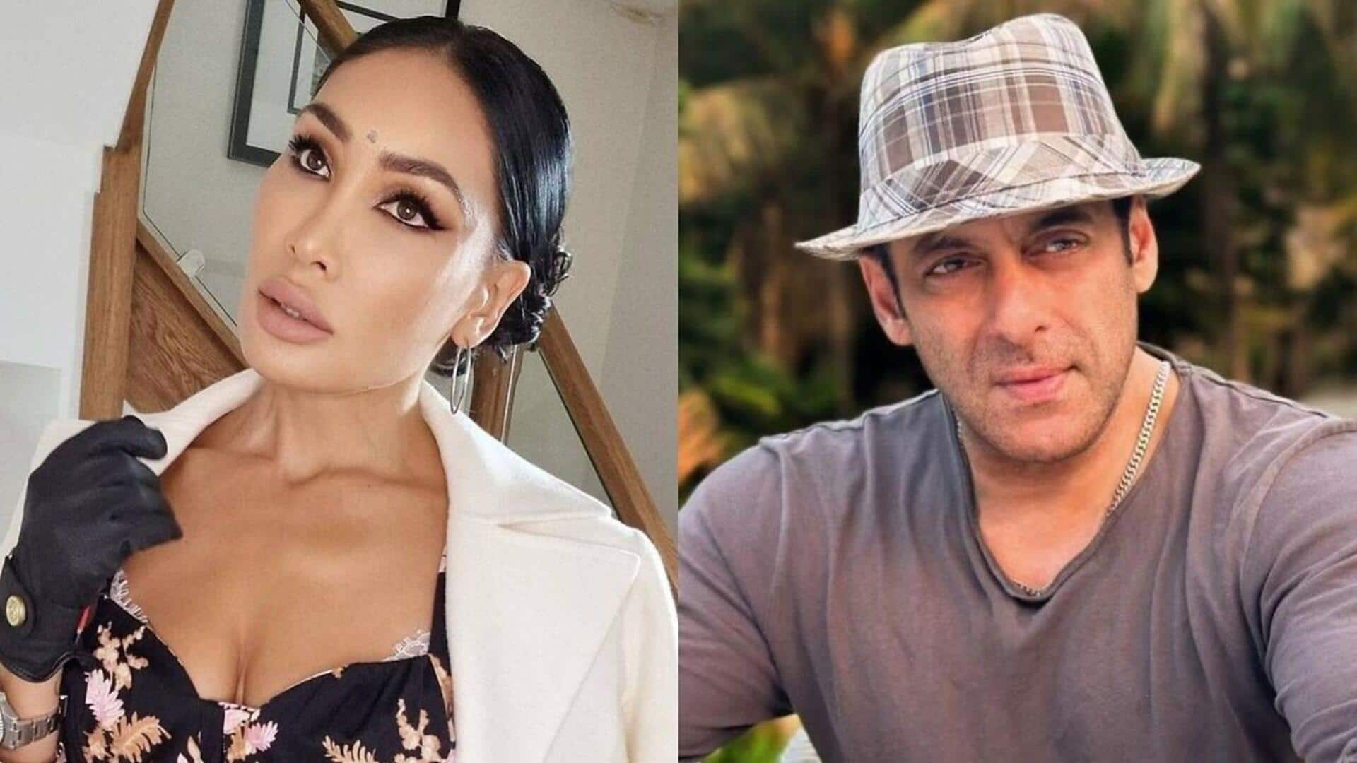 सलमान खान को 'पाखंडी मूर्ख' कहने के बाद सोफिया हयात का यू-टर्न, अब दे रहीं सफाई