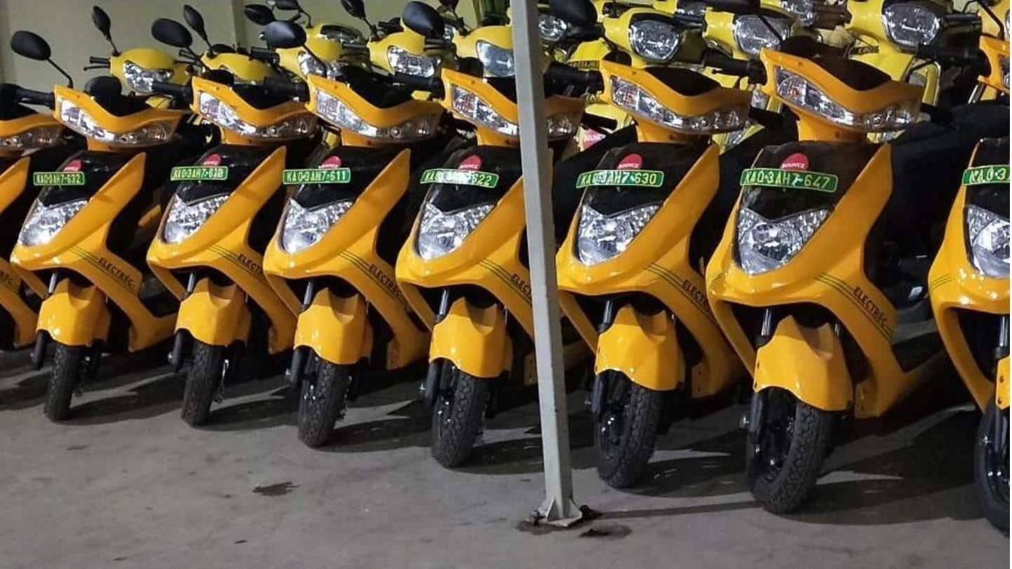 बाउंस क्यों लगा रही बैटरी स्वैपिंग स्टेशन? बाउंस क्यों लगा रही बैटरी स्वैपिंग स्टेशन?