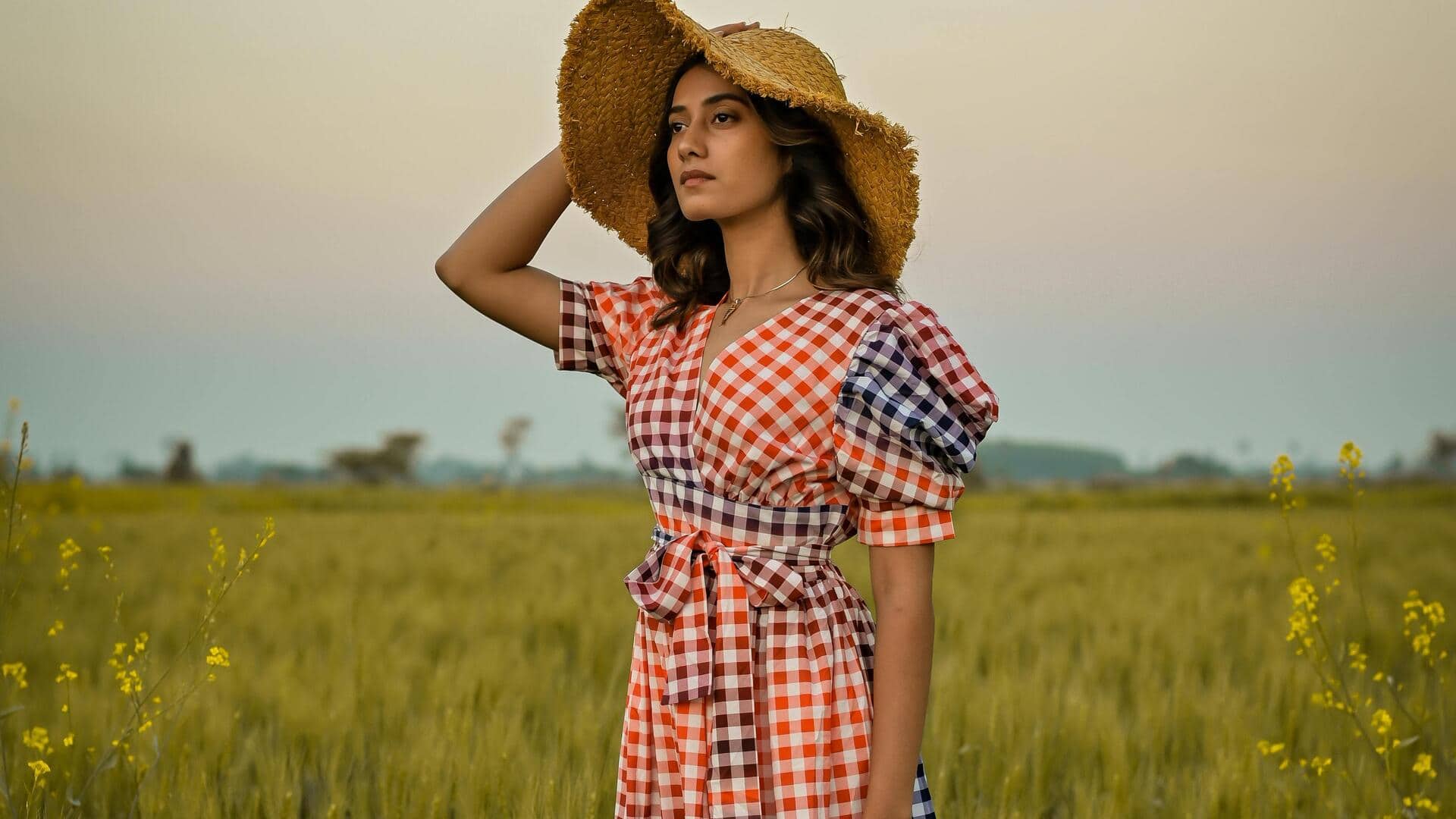 गर्मियों के लिए सबसे बढ़िया हैं लिनन के कपड़े, ये 5 ट्रेंड देंगे स्टाइलिश लुक 