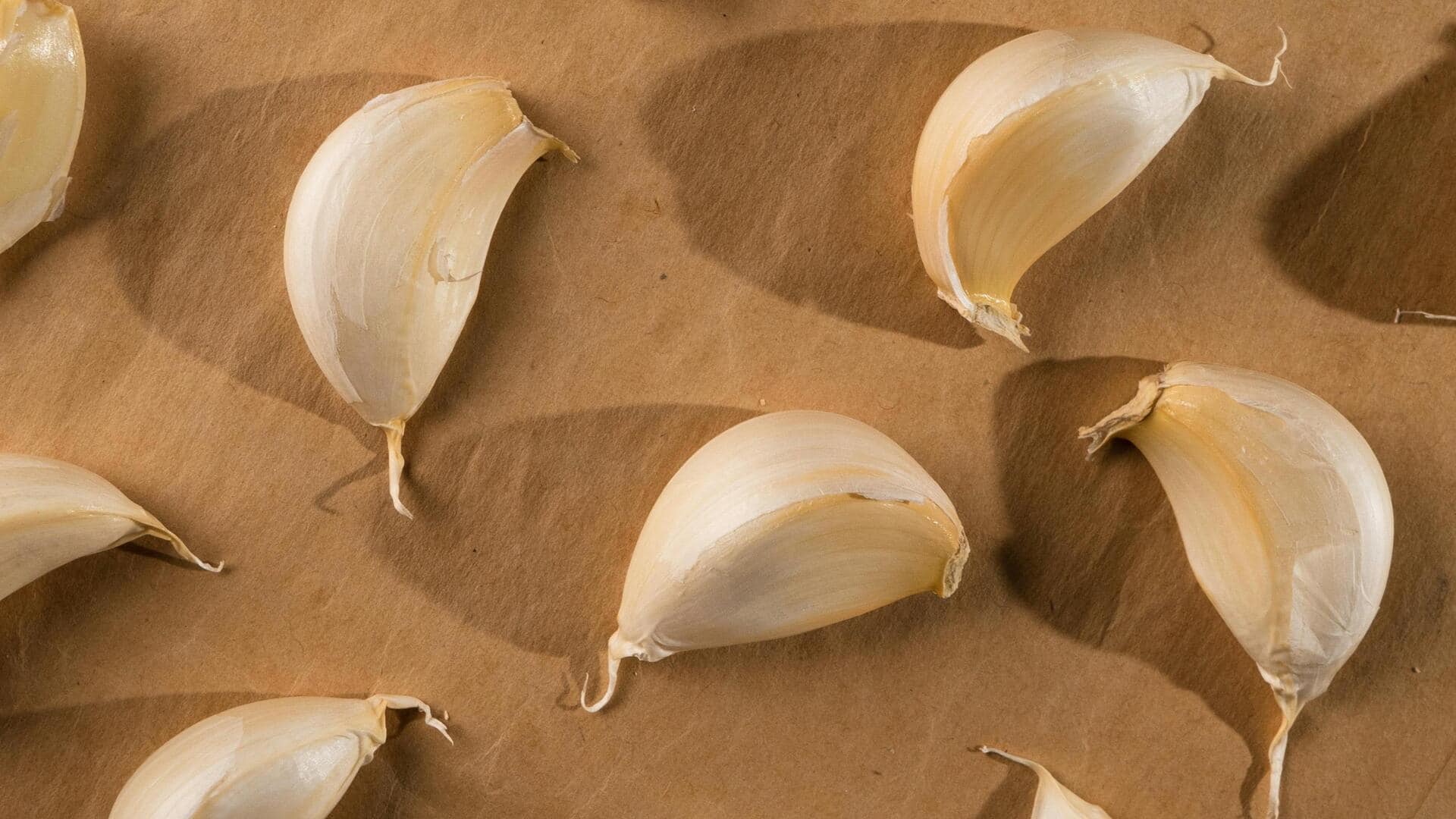 गर्मियों में सर्दी की समस्या से राहत पाने के लिए आजमाएं ये 5 घरेलू नुस्खे