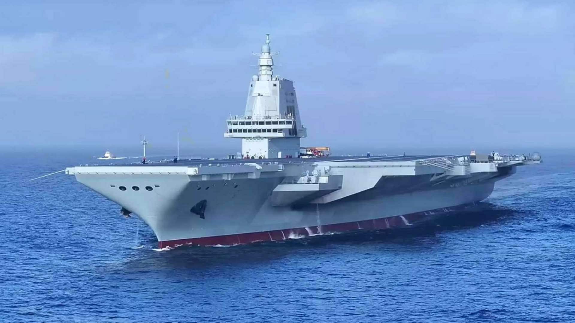 चीनी नौसेना में शामिल हुआ सबसे आधुनिक विमानवाहक पोत 'फुजियान', जानें खासियत
