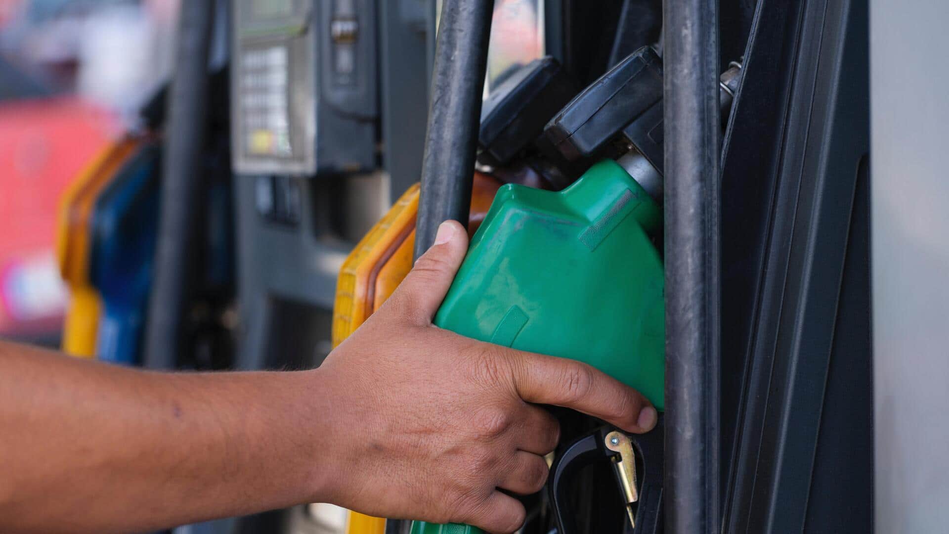 पेट्रोल-डीजल की कीमतें: देशभर में 4 जनवरी को क्या है ताजा भाव? जानिए कितने बदले दाम