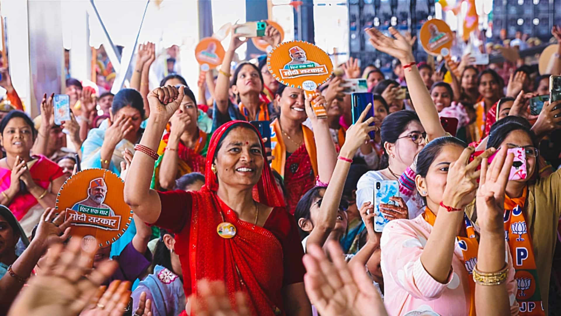 क्या प्रधानमंत्री मोदी की रैली में शामिल होने के लिए बना रहे दबाव? सामने आया वीडियो