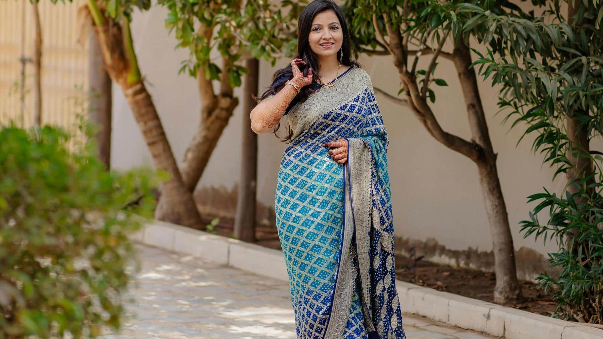 साड़ी के साथ गहनों को स्टाइल करना हो सकता है मुश्किल, जानिए कैसे करें