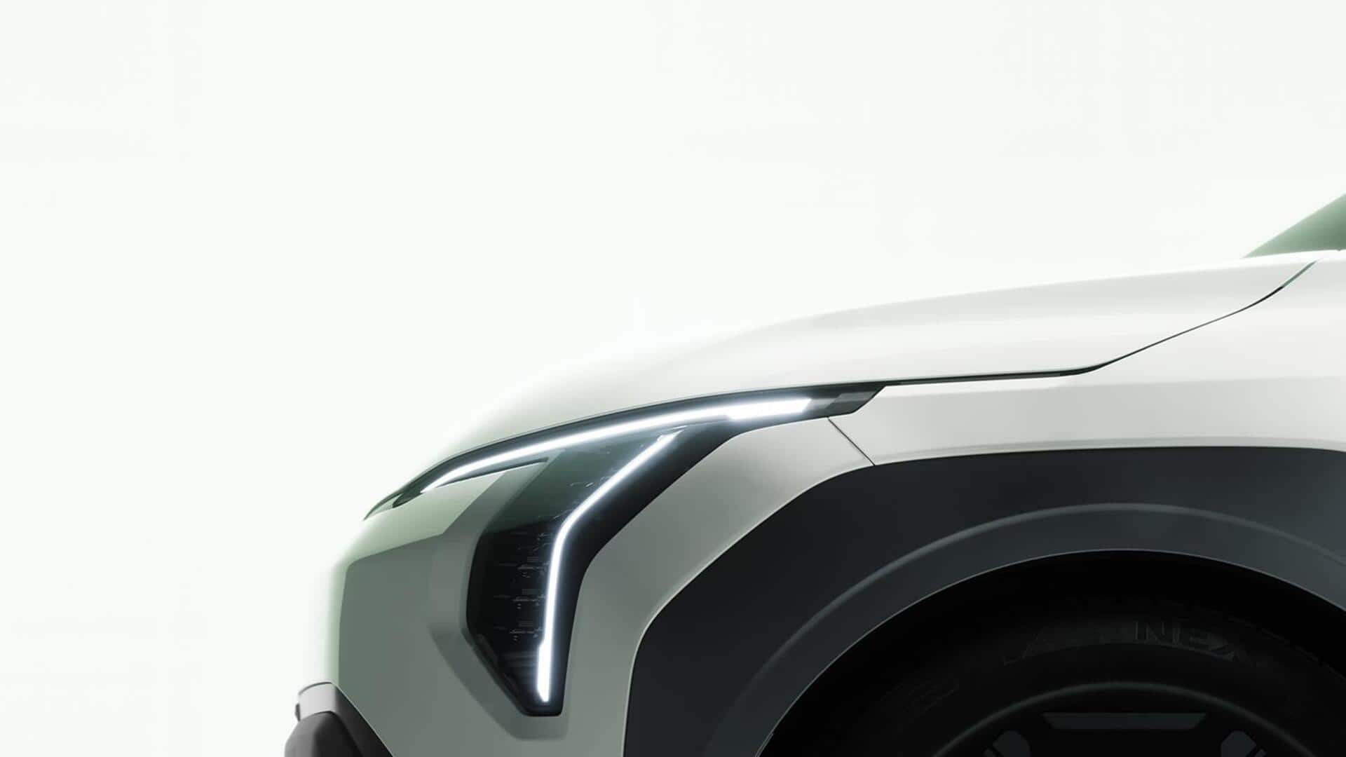 किआ EV3 इलेक्ट्रिक SUV के डिजाइन की दिखी झलक, सामने आया पहला टीजर 