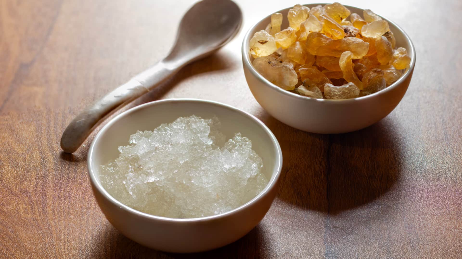 गर्मियों के दौरान ठंडक देंगे गोंद कतीरा से बने ये 5 मीठे व्यंजन, आसान है रेसिपी 