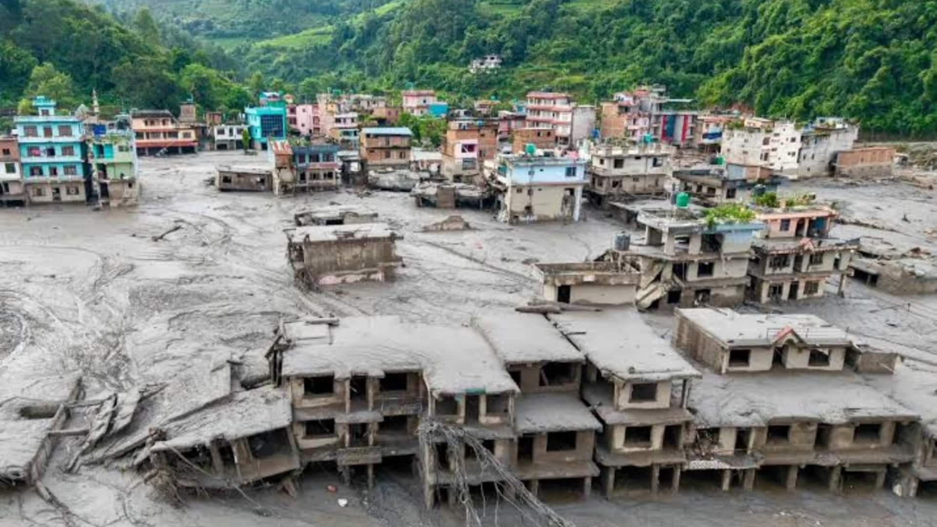 संकट के बीच विदेशी मदद के प्रस्तावों को क्यों ठुकरा रहा है नेपाल?