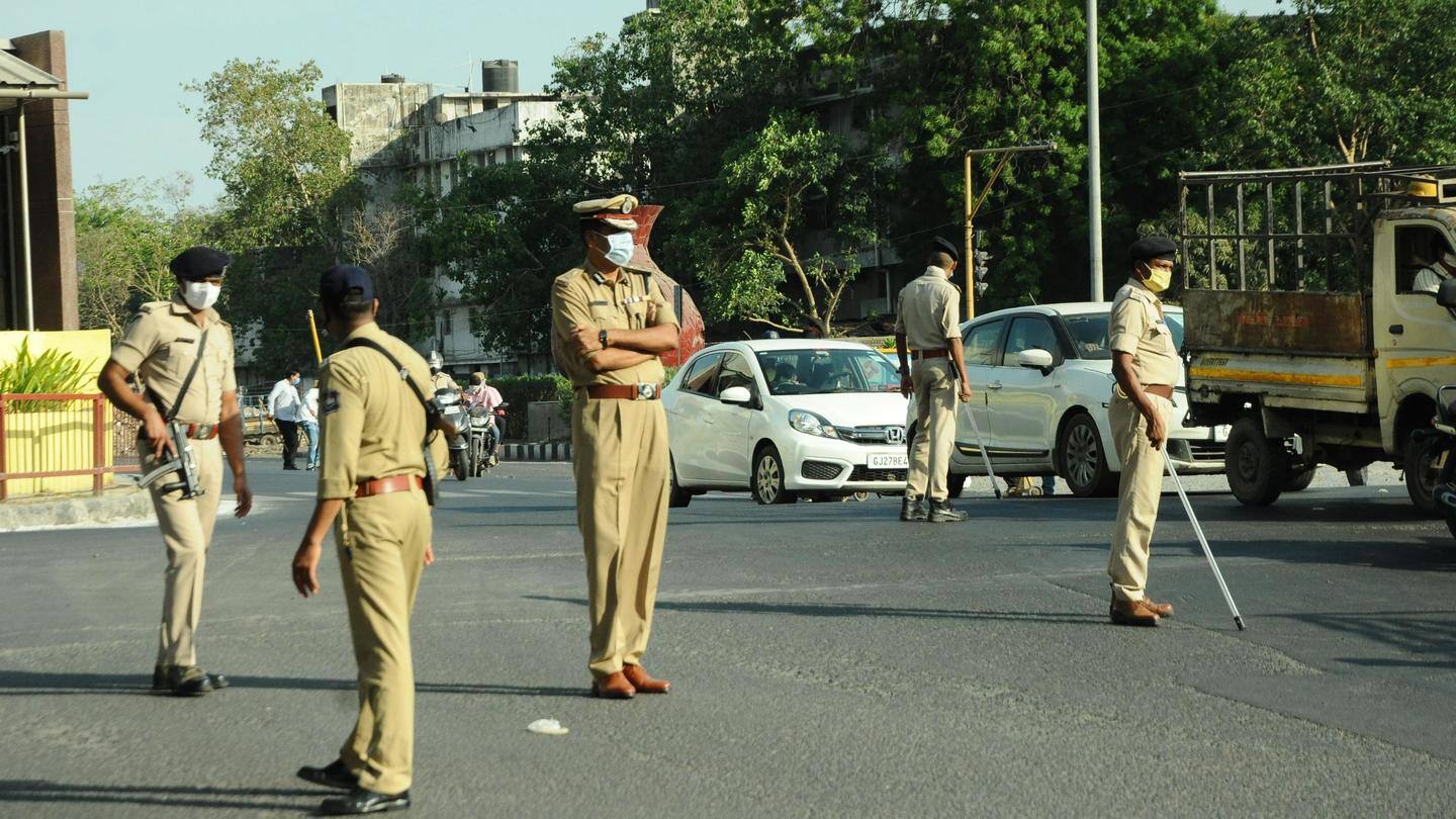 दोनों मामलों में की जा रही है जांच दोनों मामलों में की जा रही है जांच