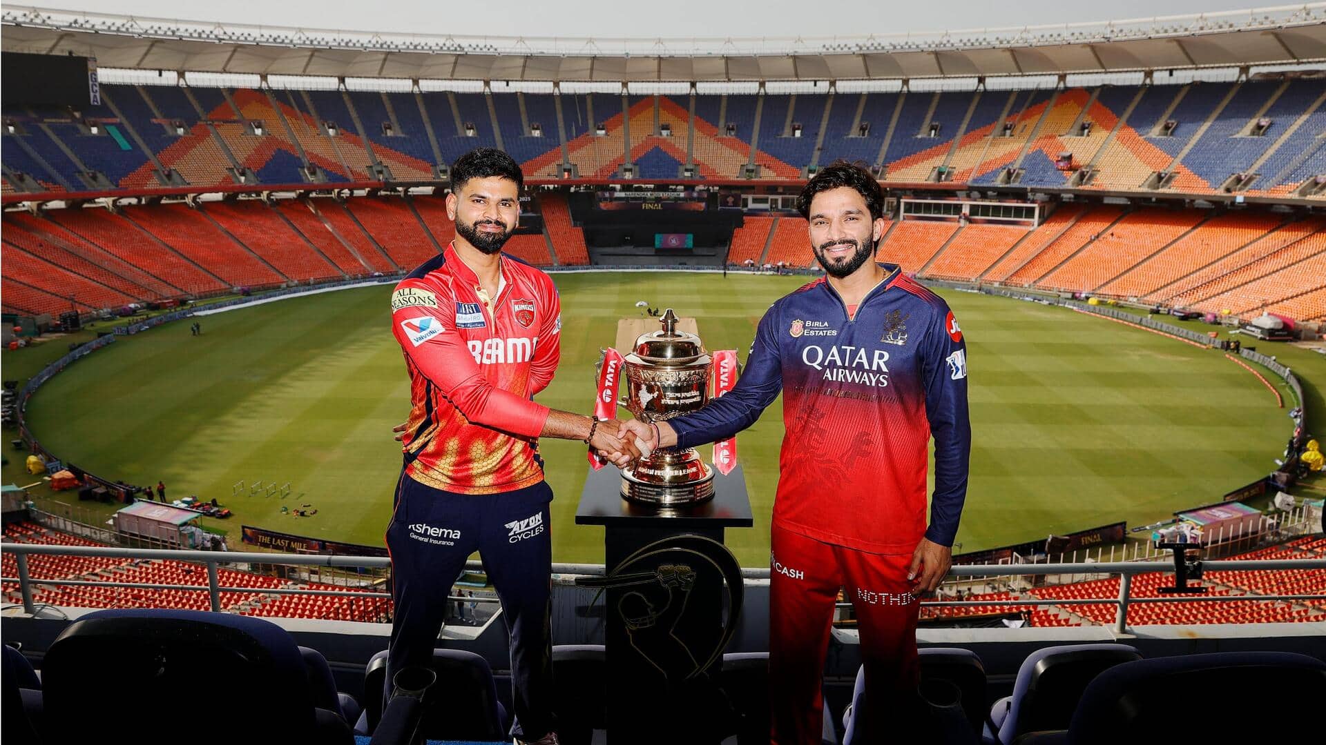 IPL 2025, फाइनल: PBKS ने RCB के खिलाफ टॉस जीतकर चुनी गेंदबाजी IPL 2025, फाइनल: PBKS ने RCB के खिलाफ टॉस जीतकर चुनी गेंदबाजी