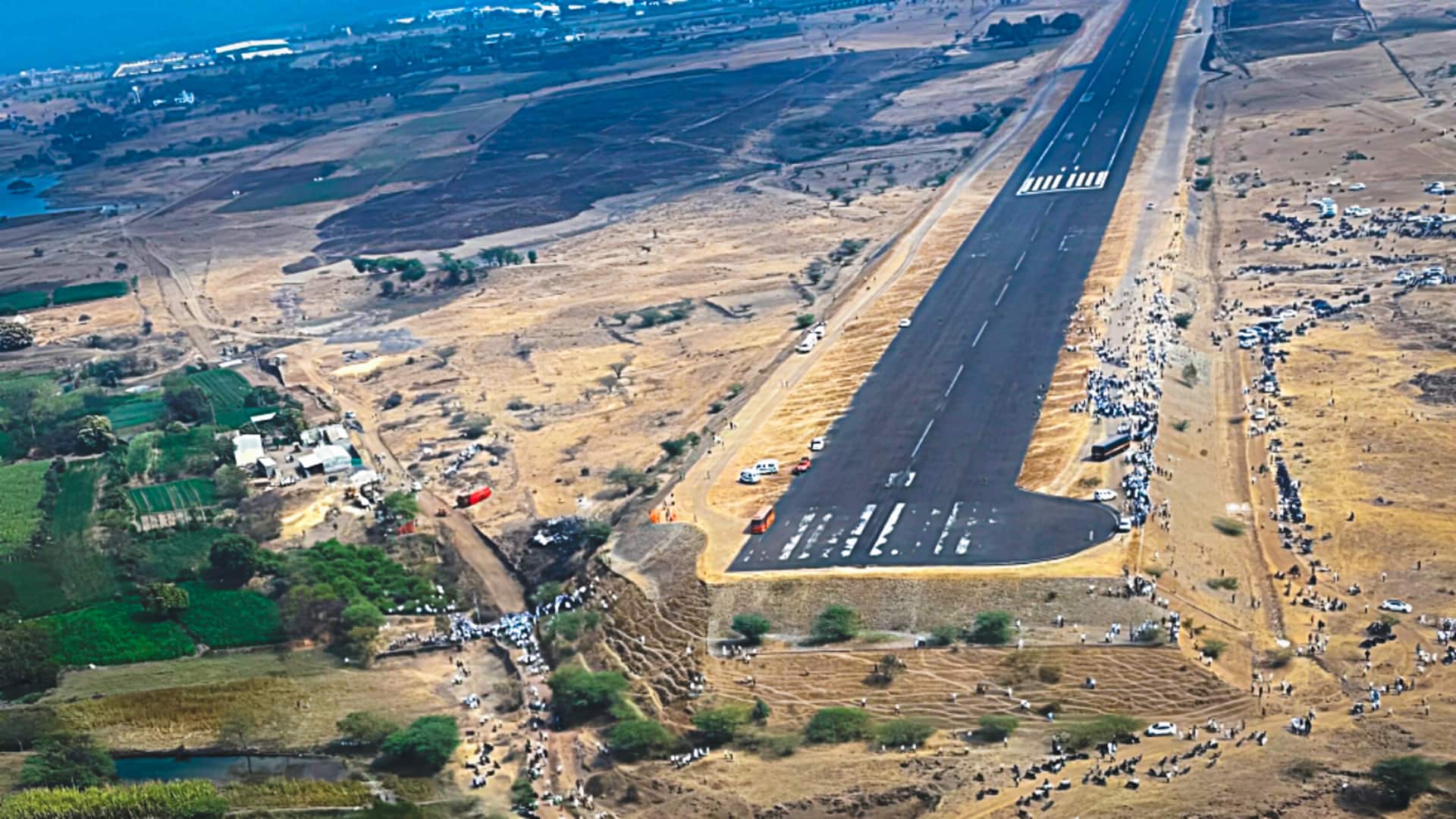 अजित पवार की मौत के बाद होश में आई सरकार, 400 हवाई पट्टियों का निरीक्षण शुरू