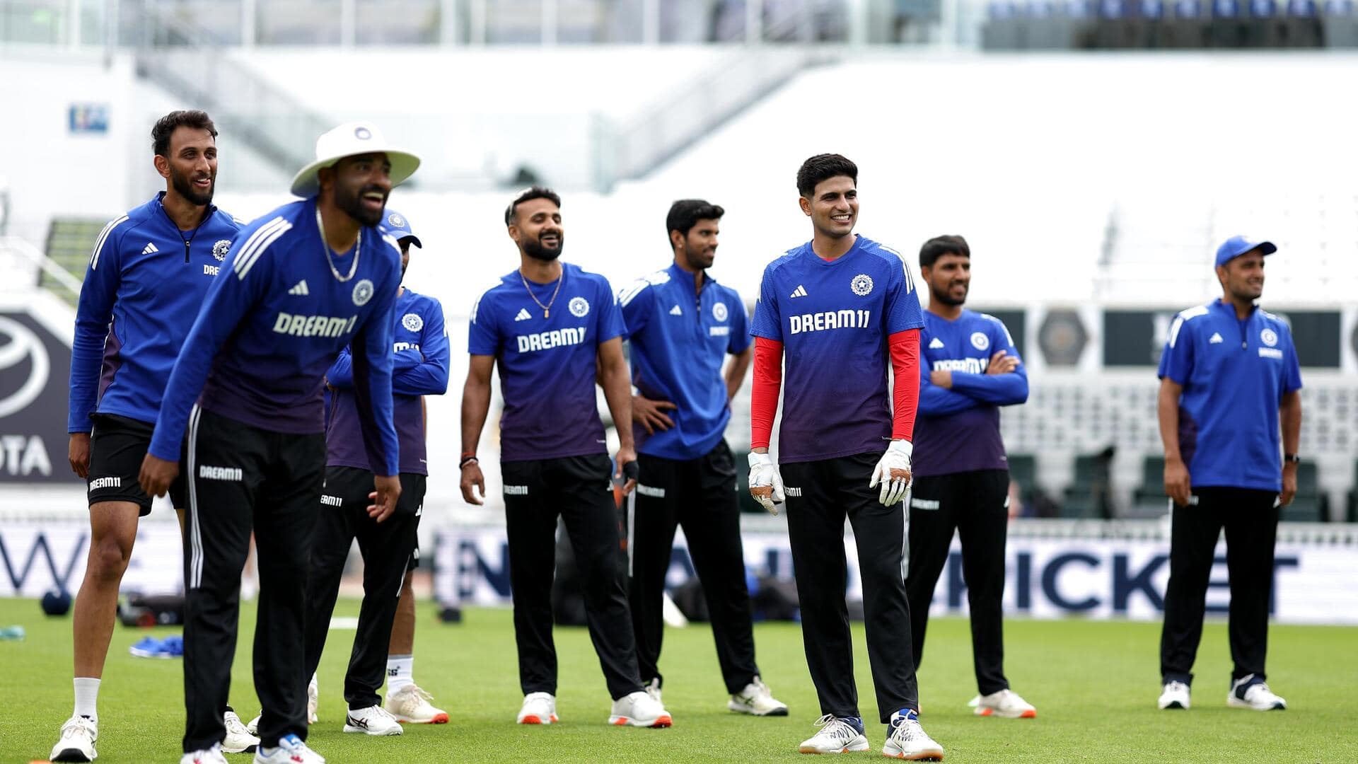 ओवल टेस्ट: भारत के खिलाफ इंग्लैंड ने टॉस जीतकर चुनी गेंदबाजी, करुण नायर की हुई वापसी ओवल टेस्ट: भारत के खिलाफ इंग्लैंड ने टॉस जीतकर चुनी गेंदबाजी, करुण नायर की हुई वापसी