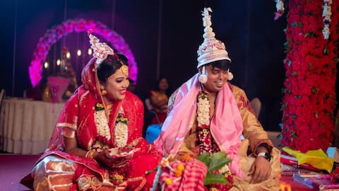 भारत में शादियों के दौरान निभाए जाने वाले सबसे विचित्र रिवाज, जानकर रह जाएंगे हैरान