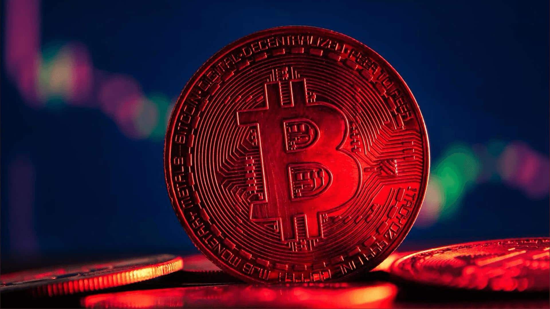 बिटकॉइन 15 महीने के निचले स्तर पर पहुंचा, 71,000 डॉलर हुई कीमत