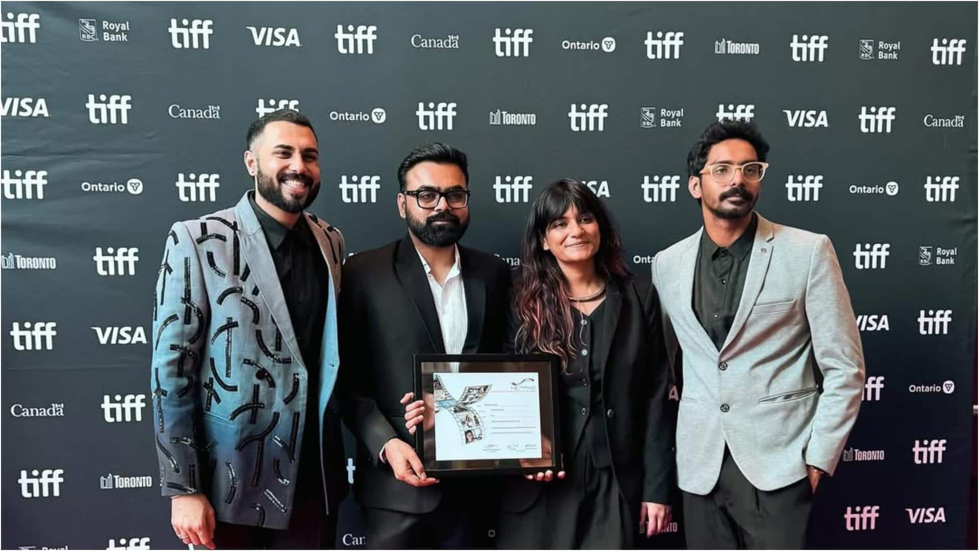 भारत की पहली ब्रज भाषा फिल्म ने TIFF 2025 में जीता पुरस्कार, निर्माताओं ने जताई खुशी भारत की पहली ब्रज भाषा फिल्म ने TIFF 2025 में जीता पुरस्कार, निर्माताओं ने जताई खुशी