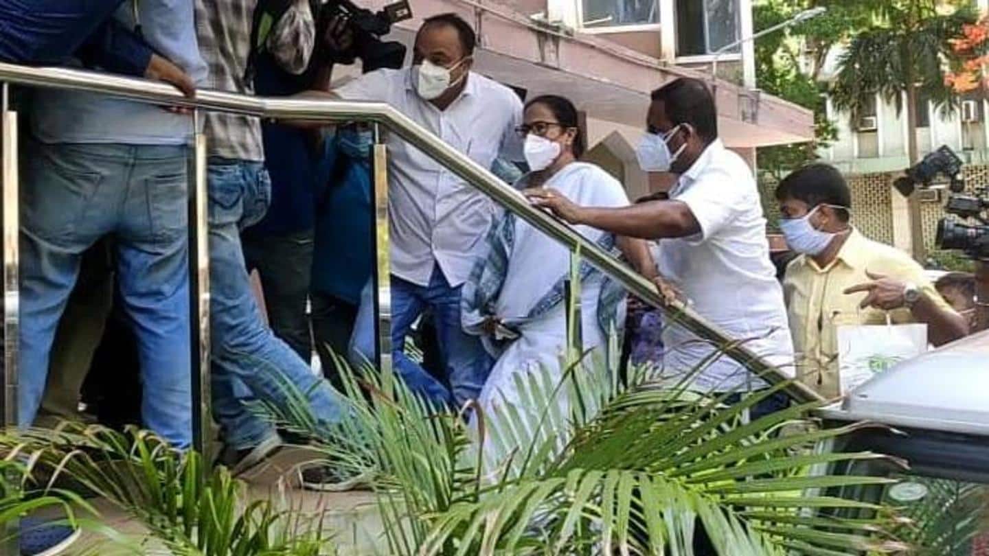 मुख्यमंत्री बनर्जी और TMC ने जताया कार्रवाई पर विरोध मुख्यमंत्री बनर्जी और TMC ने जताया कार्रवाई पर विरोध