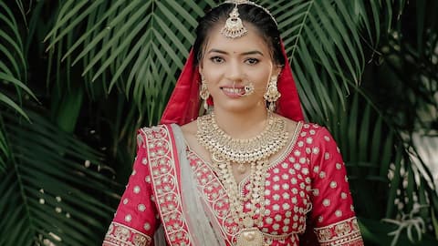 शादी के दिन दुल्हन न करें मेकअप से जुड़ी ये गलतियां, लुक हो सकता है खराब
