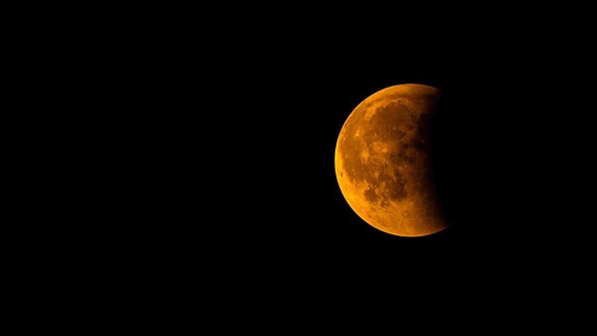 सितंबर में दिखेगा दुर्लभ 'ब्लड मून' चंद्रग्रहण, जानिए कब और कैसे देख सकेंगे आप