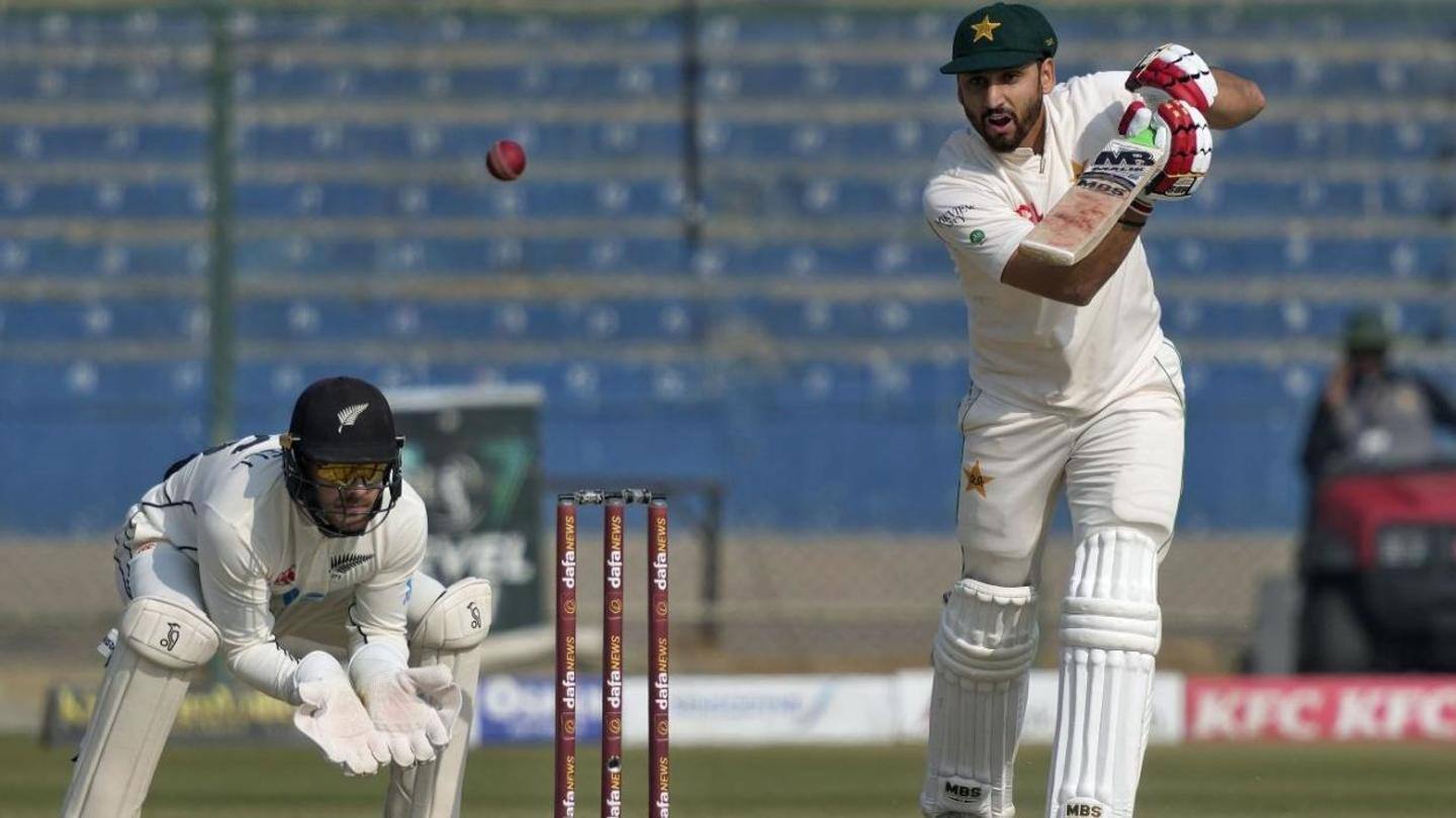 पाकिस्तान बनाम न्यूजीलैंड: आघा सलमान ने लगाया टेस्ट करियर का पहला शतक