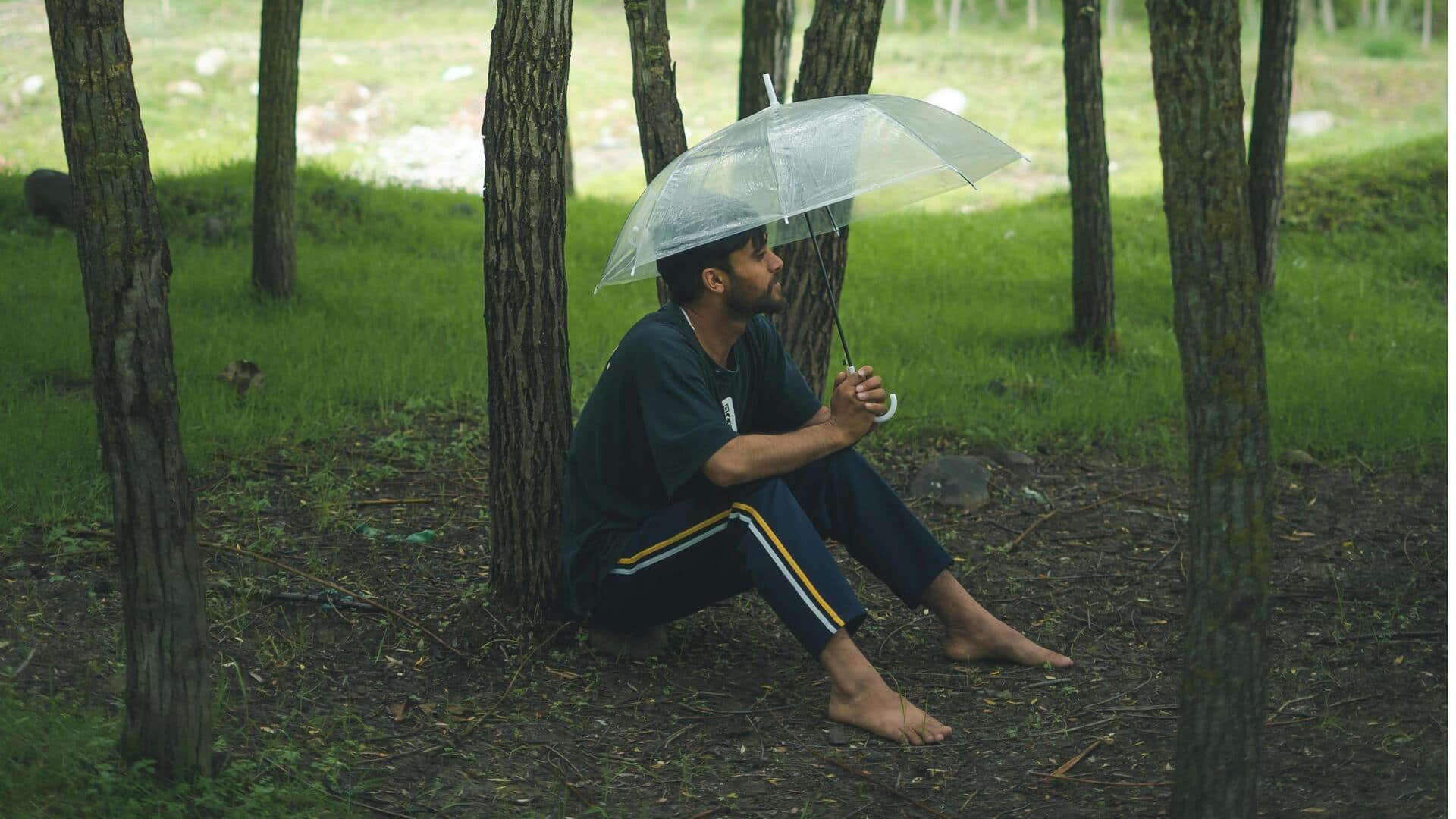 मानसून के दौरान आराम और स्टाइल के लिए लड़के चुन सकते हैं ऐसे कपड़े मानसून के दौरान आराम और स्टाइल के लिए लड़के चुन सकते हैं ऐसे कपड़े