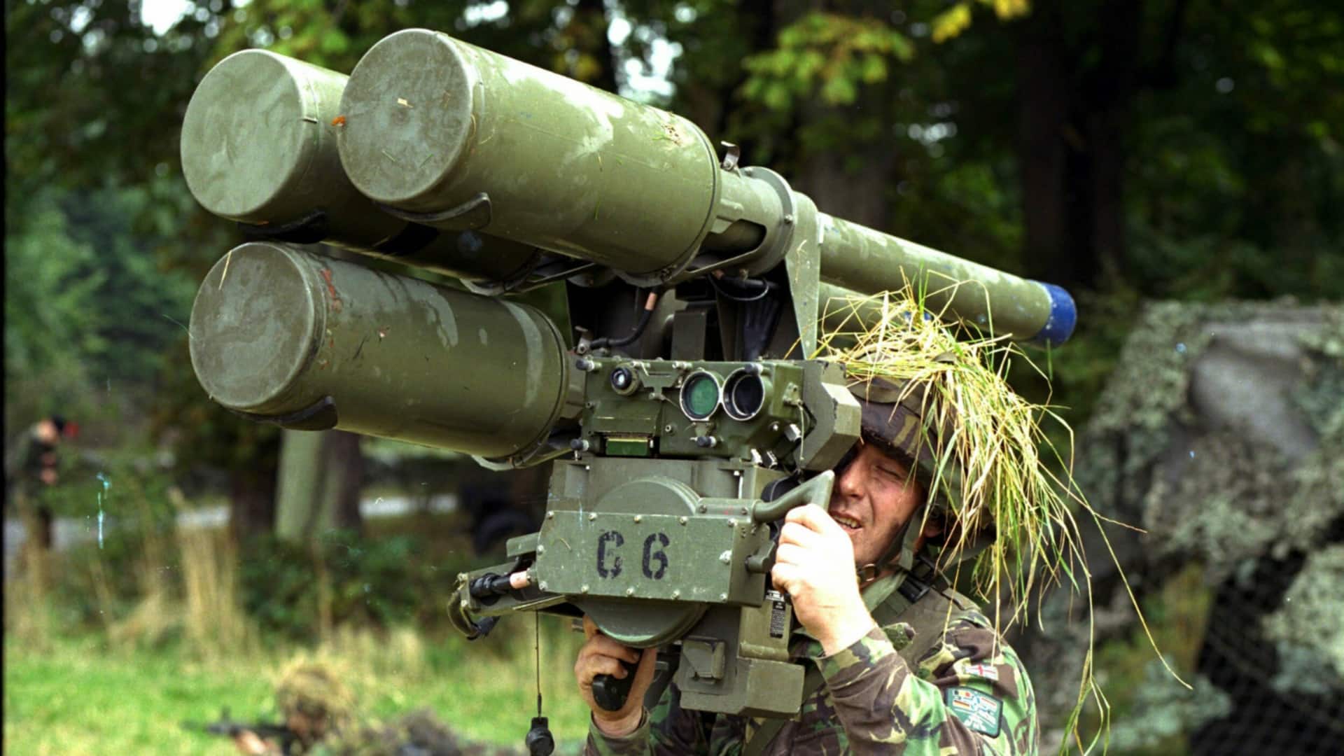 #NewsBytesExplainer: अमेरिका की टैंक किलर मिसाइल और एक्सकैलिबर तोपों से कितनी बढ़ेगी भारतीय सेना की ताकत?