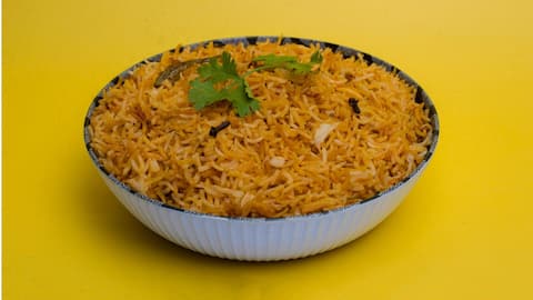 लौंग से बनाए जा सकते हैं ये 5 स्वादिष्ट व्यंजन, सेहत के लिए भी हैं अच्छे