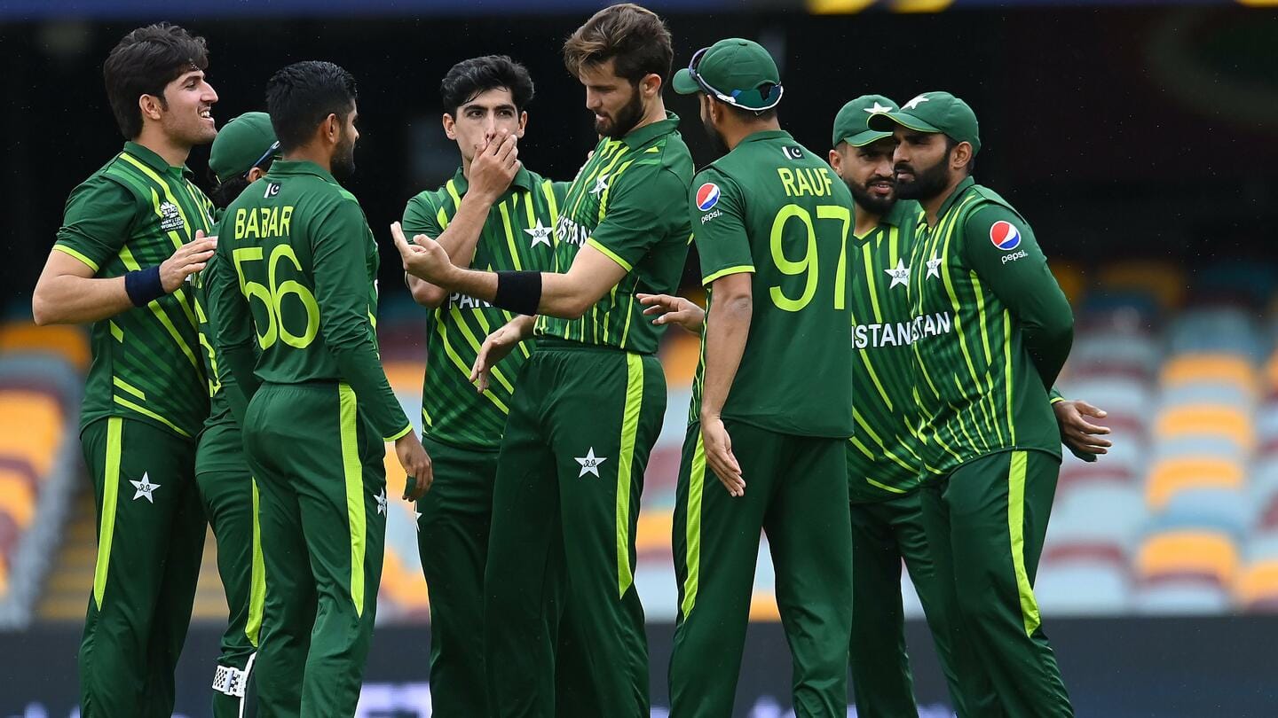 पाकिस्तान क्रिकेट बोर्ड ने भारत में होने वाले विश्व कप से हटने की धमकी दी- रिपोर्ट