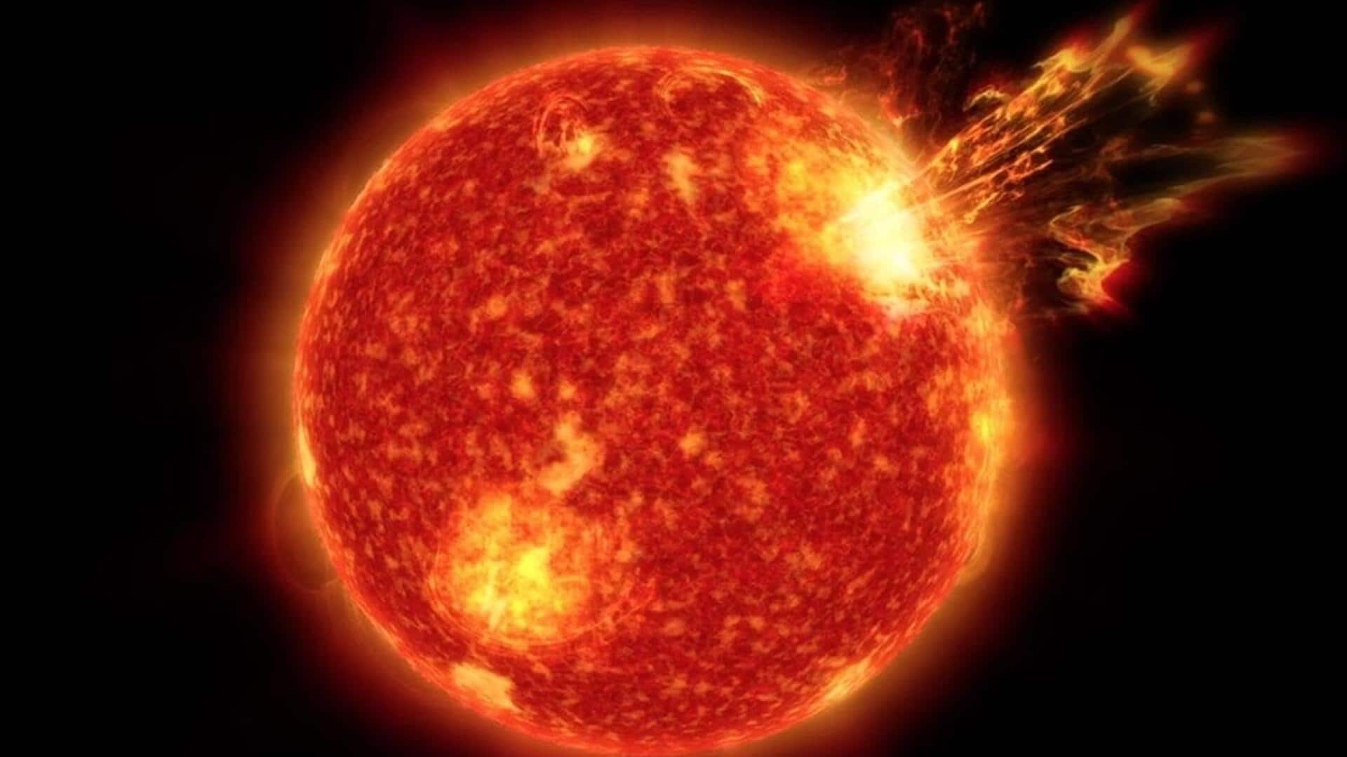 सूर्य पर विस्फोट के बाद पृथ्वी पर सौर तूफान, रेडियो ब्लैकआउट शुरू
