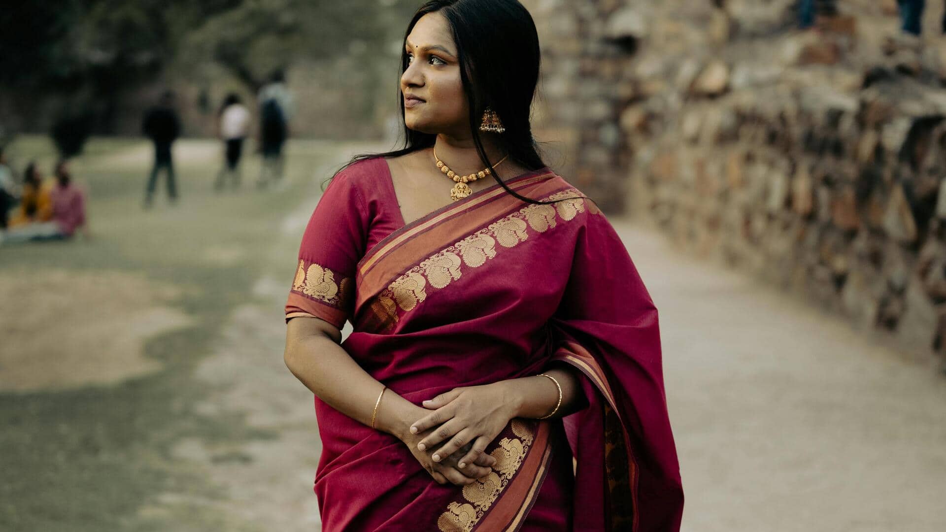 हर महिला के पास होनी चाहिए ये 5 सूती साड़ियां, हर मौके पर आएंगी काम