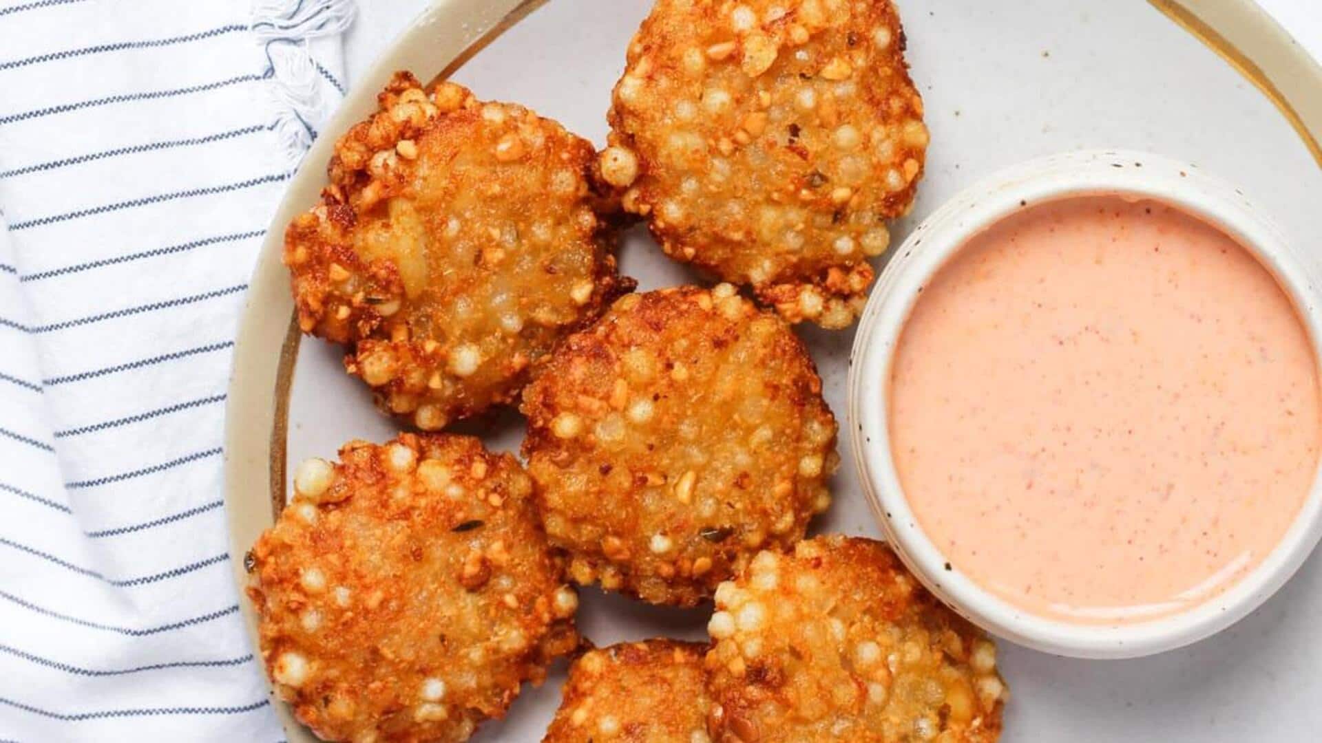 व्रत के दौरान साबुदाना वड़े कुरकुरे नहीं बन रहे? इन बातों का रखें खास ध्यान