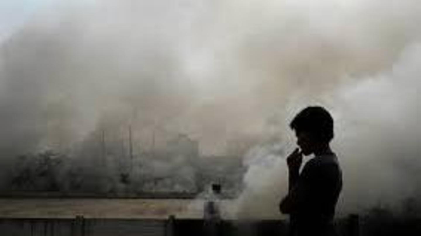 दिल्ली-NCR क्षेत्र में 300 के पार पहुंची PM2.5 की सांद्रता दिल्ली-NCR क्षेत्र में 300 के पार पहुंची PM2.5 की सांद्रता