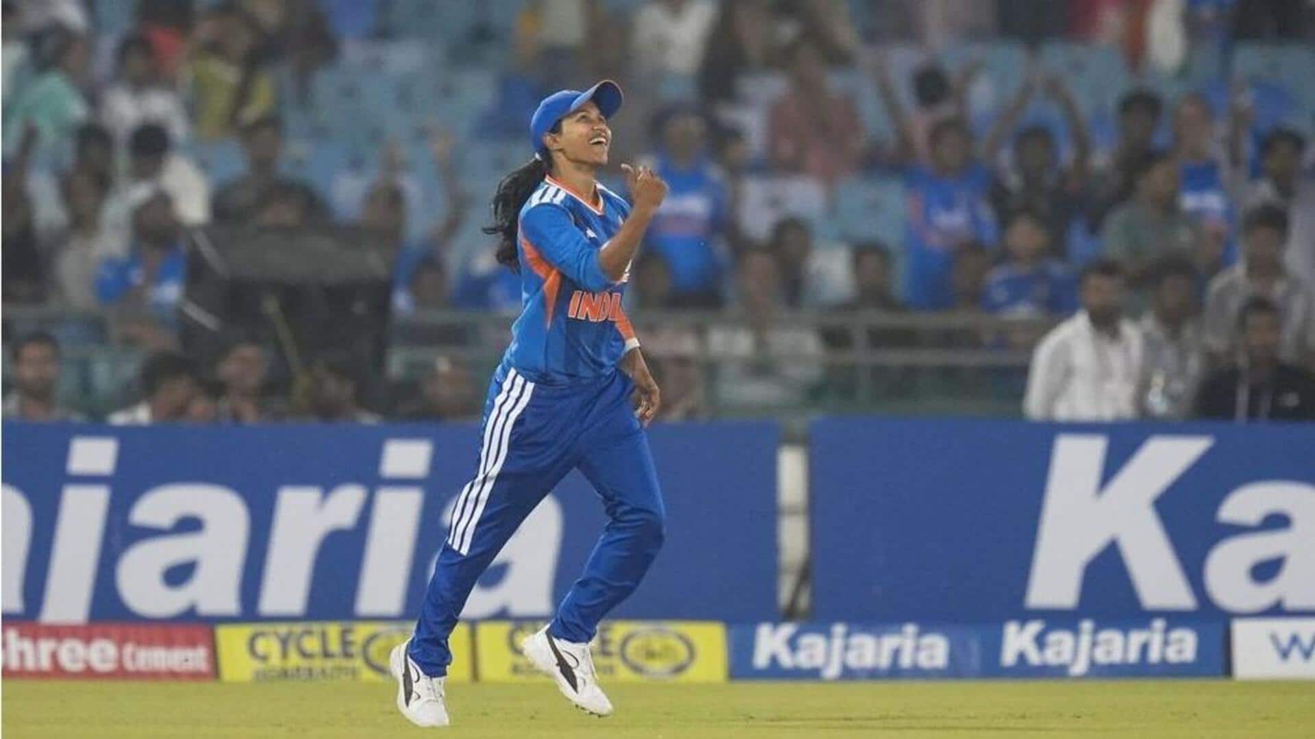 निकी प्रसाद ने डेब्यू मैच में रचा इतिहास, ऐसा करने वाली दुनिया की तीसरी खिलाड़ी