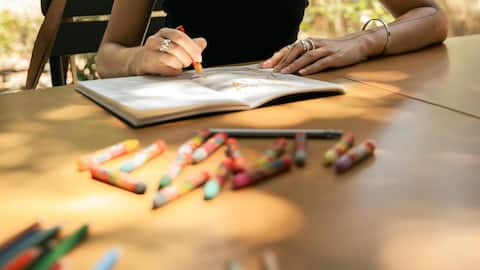काम के कारण बढ़ गया है तनाव? ये 5 सेल्फ केयर गतिविधियां दिमाग को करेंगी डिटॉक्स 