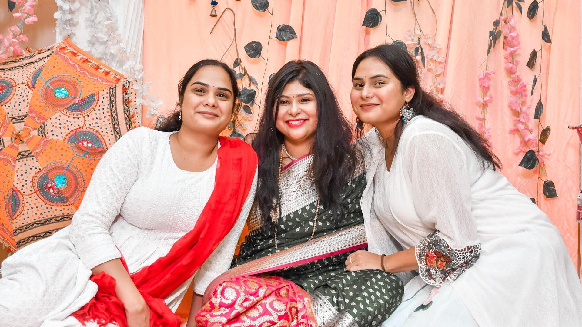 हरियाली तीज पर सभी महिलाएं मिलकर खेलें ये 5 मजेदार खेल, उत्सव का मजा होगा दोगुना