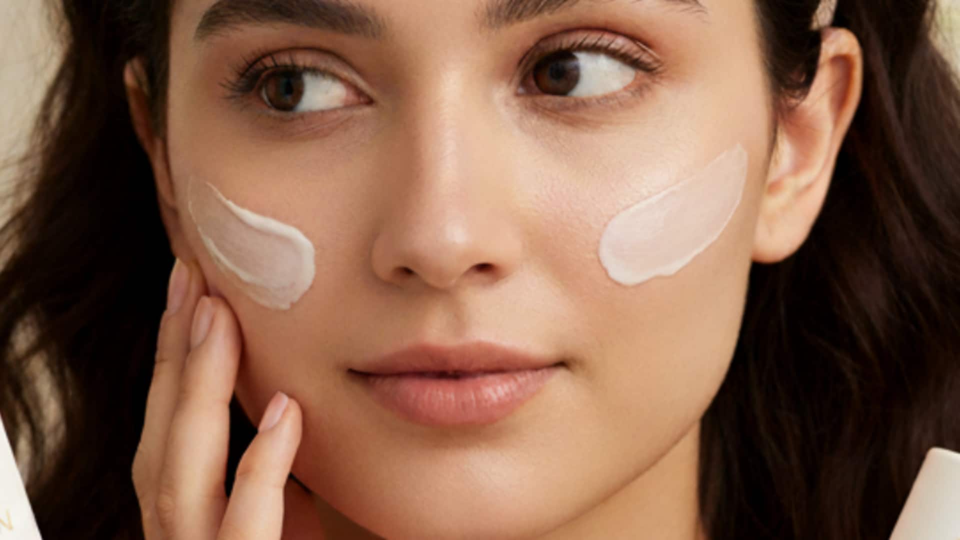 सनस्क्रीन लगाते समय इन 5 बातों का रखें खास ध्यान, मिलेगा भरपूर फायदा