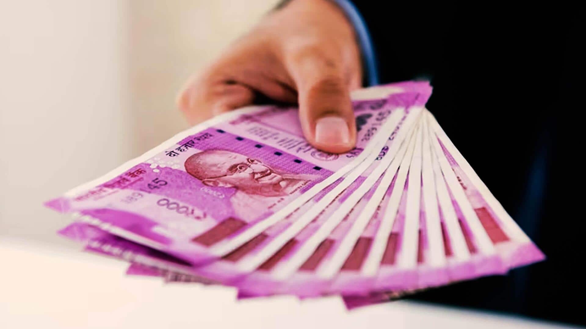 #NewsBytesExplainer: कैसे 2016 की नोटबंदी से अलग है 2,000 रुपये के नोटों की वापसी का फैसला? 