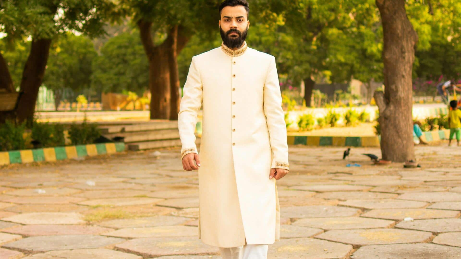 शादी के लिए पुरुषों को कुर्ता सेट खरीदते समय इन बातों का रखना चाहिए ध्यान शादी के लिए पुरुषों को कुर्ता सेट खरीदते समय इन बातों का रखना चाहिए ध्यान