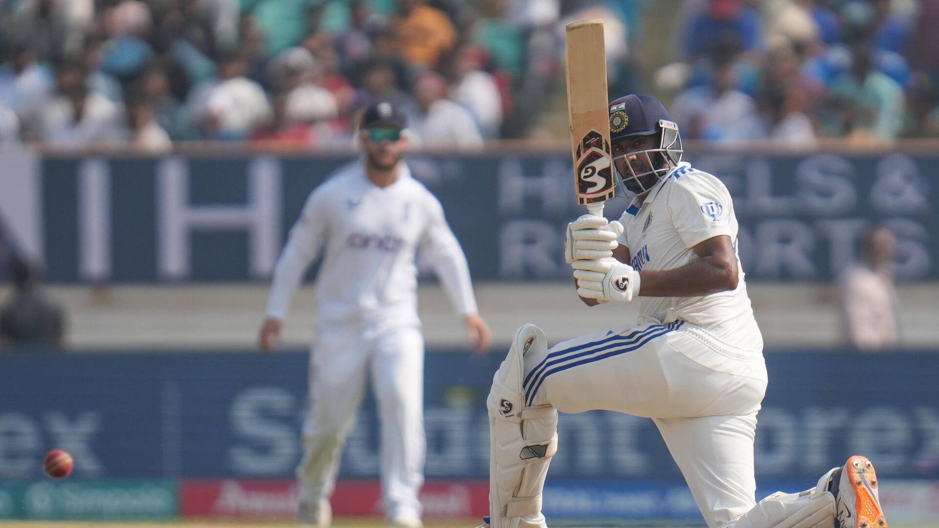 तीसरा टेस्ट: भारतीय टीम ने इंग्लैंड के खिलाफ पहली पारी में बनाए 445 रन