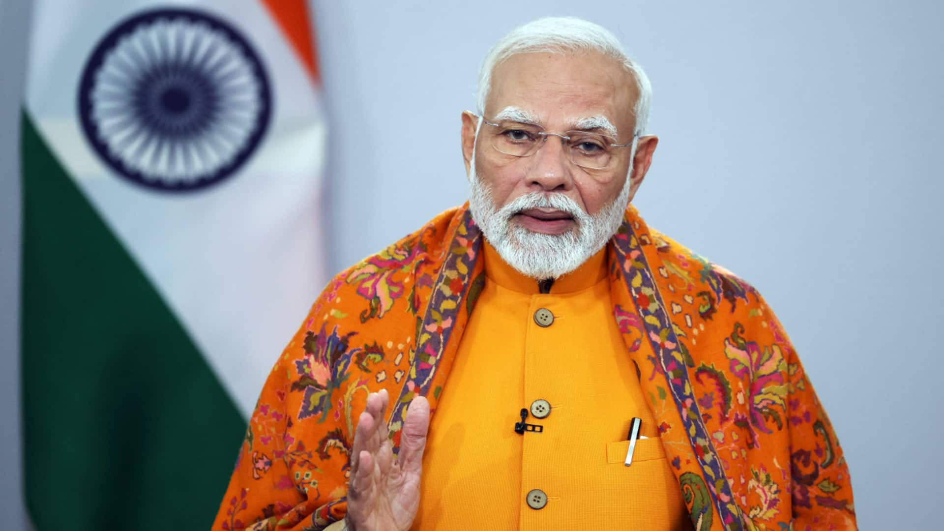 प्रधानमंत्री की अपील का असर; फ्रांस नहीं जाएंगे महाराष्ट्र के नेता, मेट्रो में दिल्ली के मंत्री