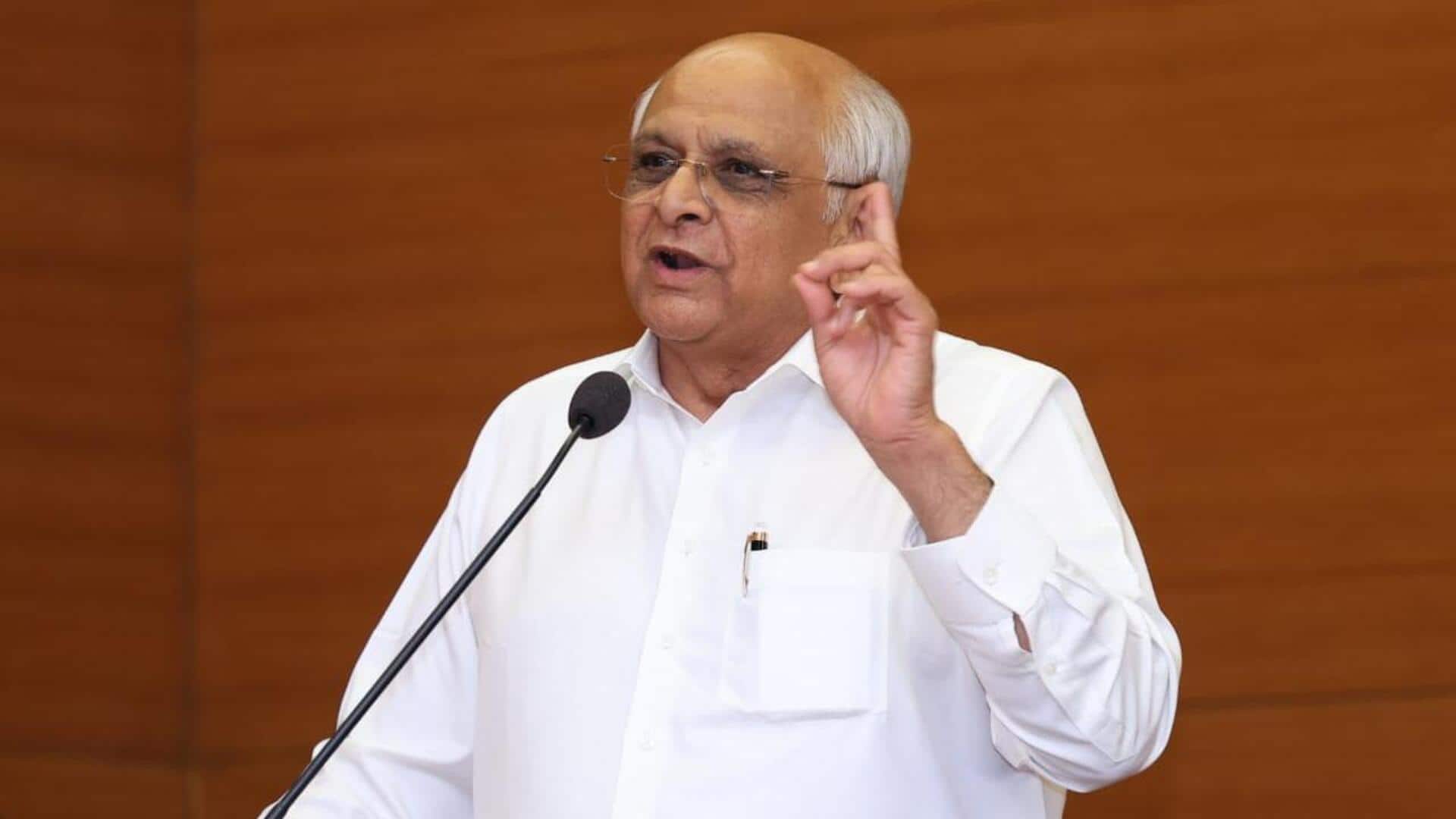 गुजरात में मुख्यमंत्री को छोड़कर सभी मंत्रियों ने इस्तीफा दिया, कैबिनेट में बदलाव की तैयारी गुजरात में मुख्यमंत्री को छोड़कर सभी मंत्रियों ने इस्तीफा दिया, कैबिनेट में बदलाव की तैयारी