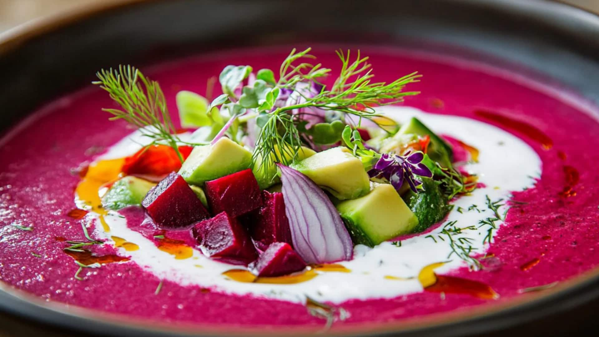 यूक्रेन का ठंडा बोर्श्ट सूप आपको गर्मी से दिलाएगा छुटकारा, जानें बनाने का तरीका