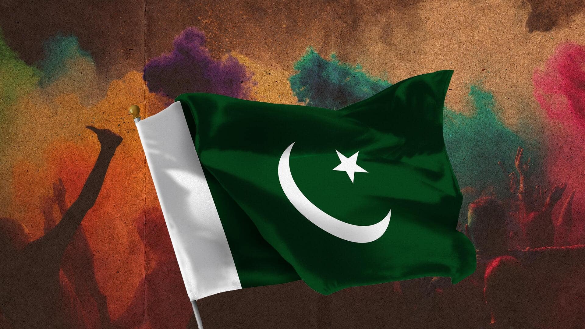 पाकिस्तान: शिक्षण संस्थानों में होली पर प्रतिबंध लगाया गया, सरकार ने इस्लामी पहचान के खिलाफ बताया 