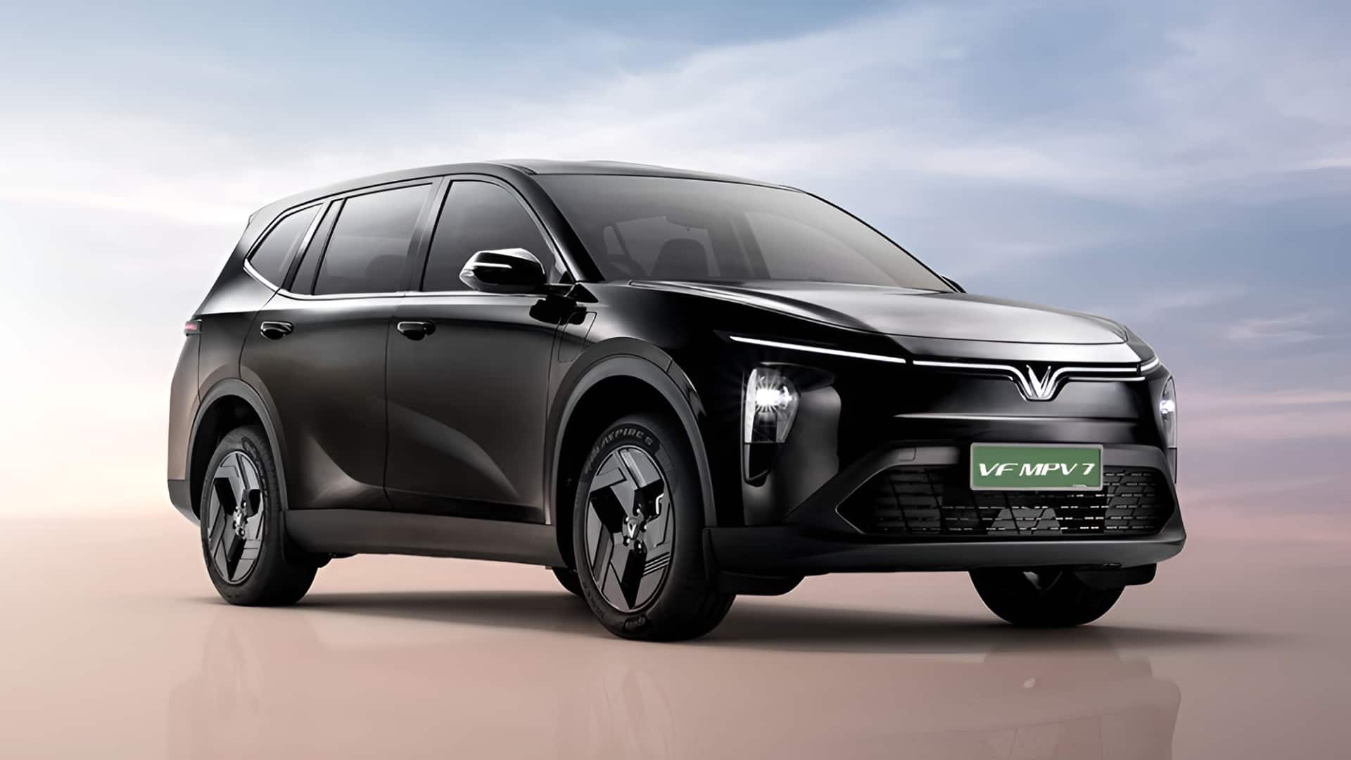 विनफास्ट ने भारत में लॉन्च की VF MPV 7, जानिए फीचर्स और कीमत